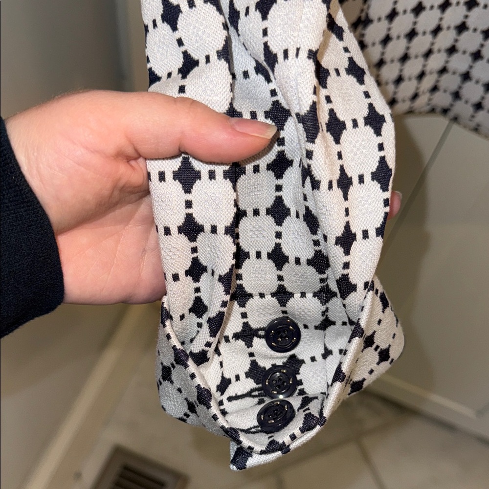 Cabi Monochrome Patterned Jacket - image 5